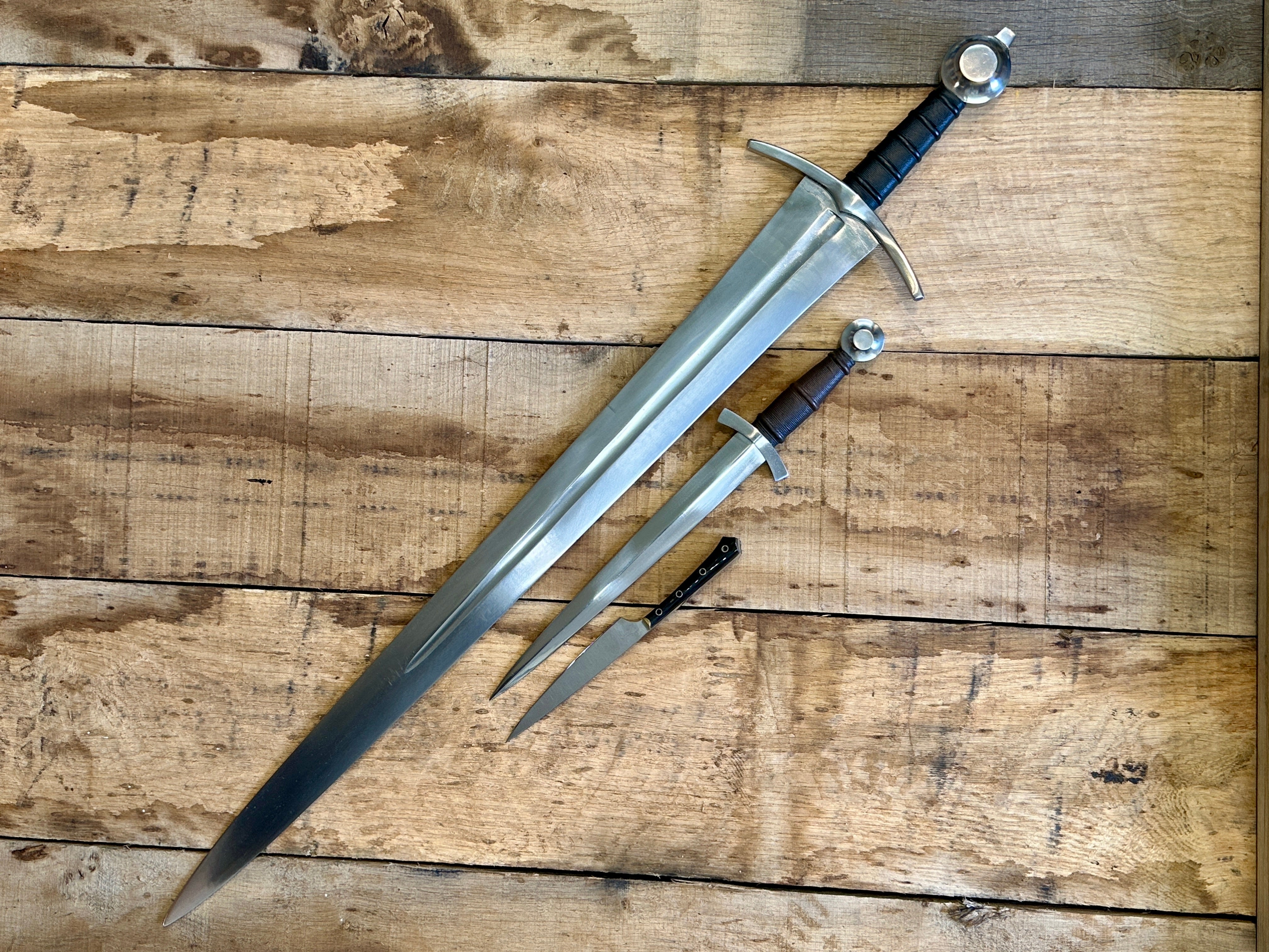 Medieval Knightly Arming Sword - Hand Forged Medieval Historical Replica Collectible Long Sword with Leather top Wrapped Scabbard