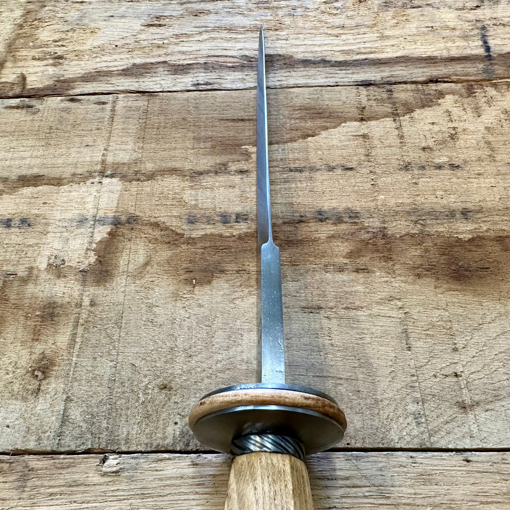 
                  
                    Tod Cutler English Rondel.  View of rear of blade profile.
                  
                