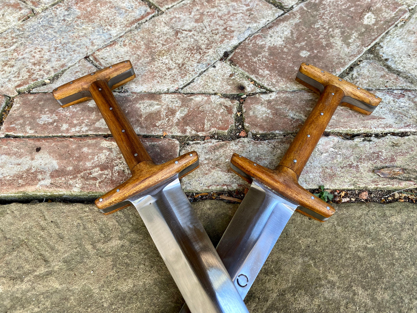 Pair of Tod Cutler English/Italian Baselardss