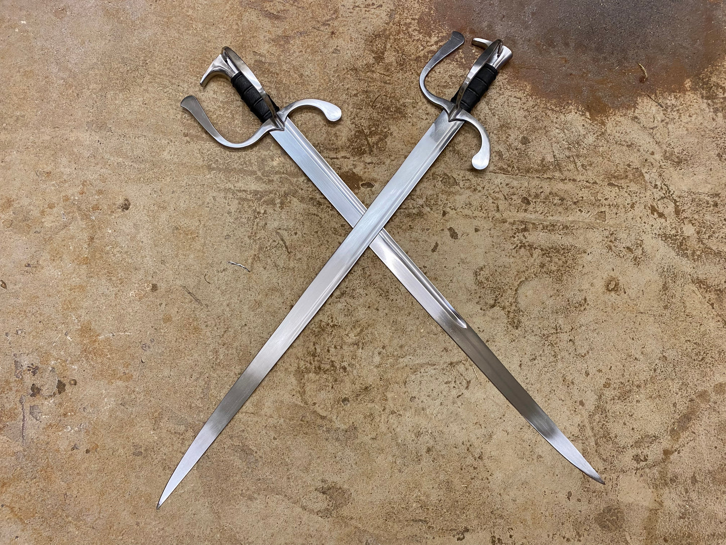 Tod Cutler replica medieval hand forged sword 14thC 13thC 15thC reenactment sword  reproduction medieval sword historically accurate sword authentic sword Wakefield falchion