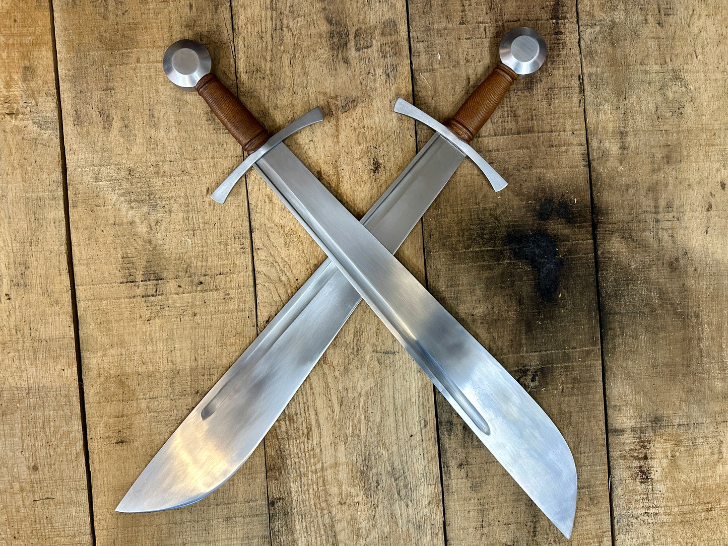 Cleaver Falchion from Tod Cutler. Two blades, crossed.