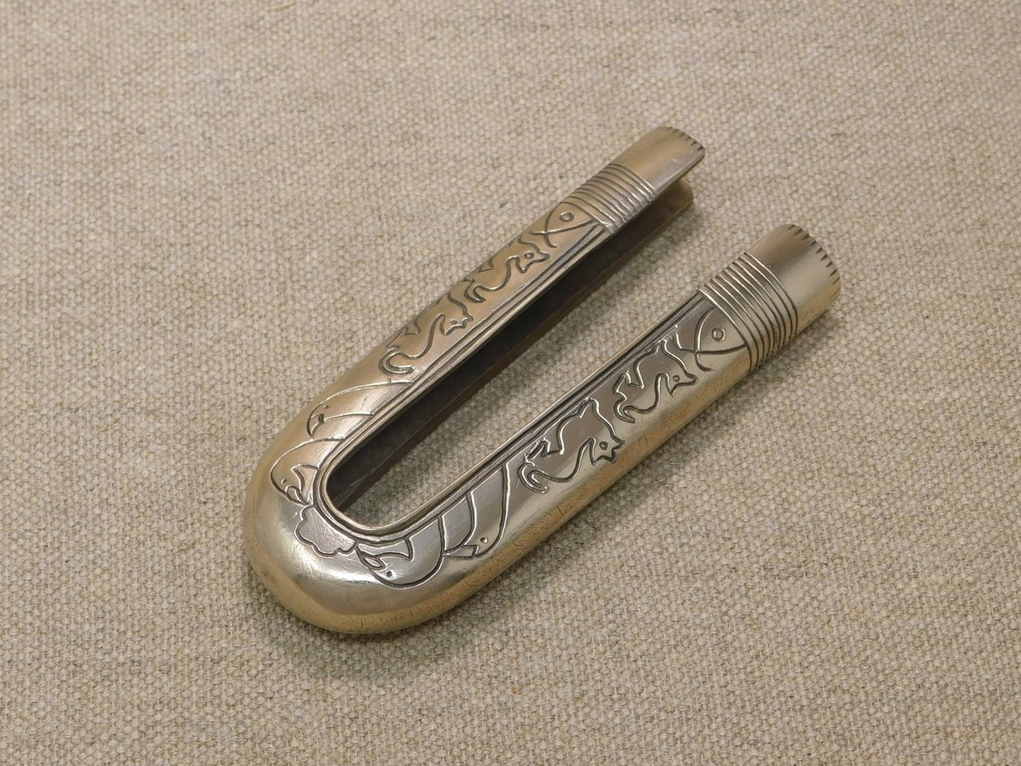 horseshoe chape scabbard fitting bronze sword migration saxon brighthampton reenactment reproduction