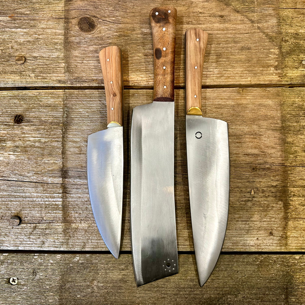 
                  
                    Large cooks set and straight cleaver bundle
                  
                