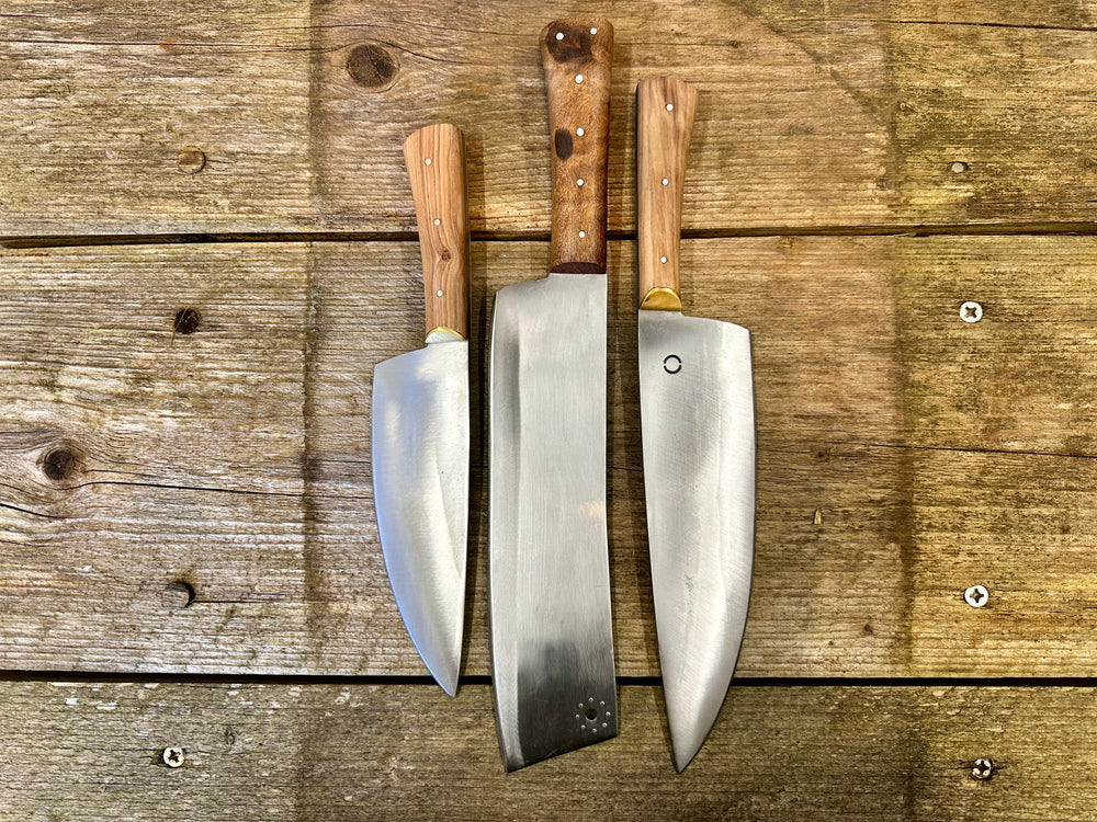 
                  
                    Large cooks set and straight cleaver bundle
                  
                