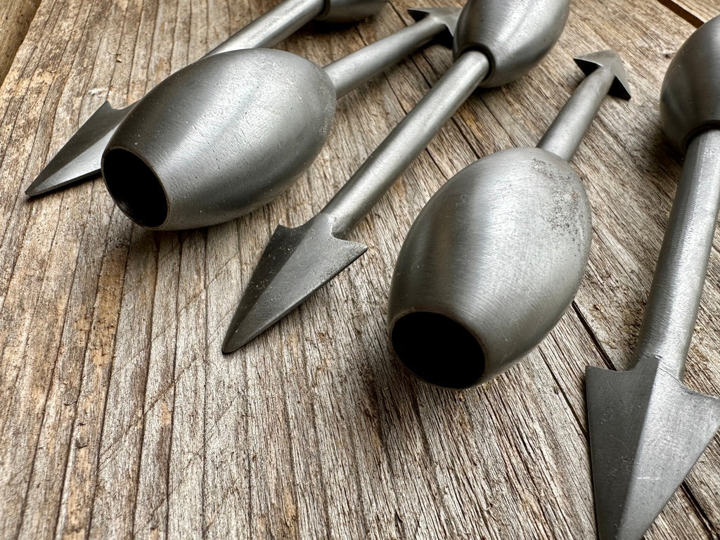 
                  
                    Roman Plumbata or Ferrata Heads
                  
                