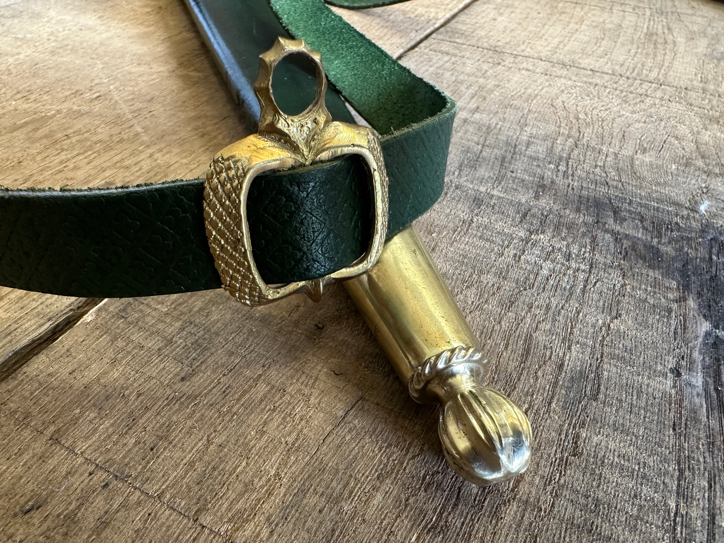 
                  
                    1400 Longsword
                  
                