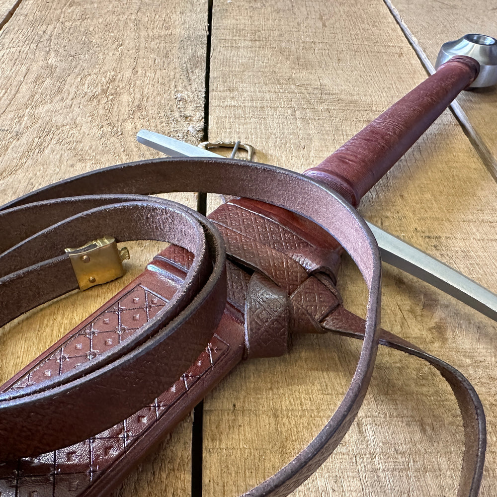 
                  
                    1400 Longsword
                  
                