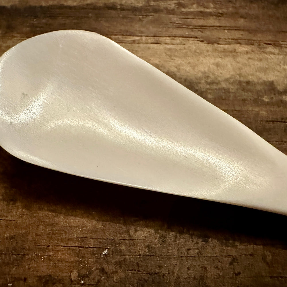 
                  
                    Pointed bone spoon
                  
                