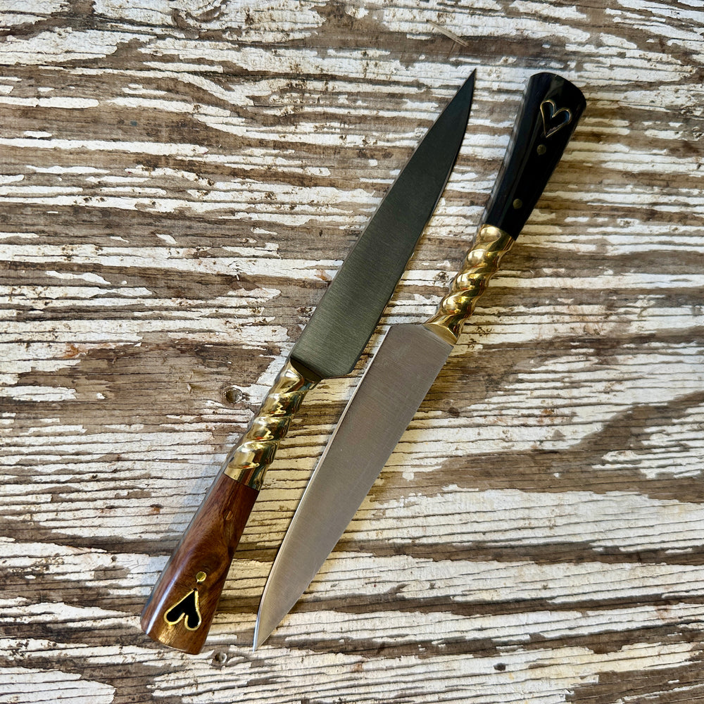 
                  
                    Lovers Bundle. Wooden heart knife and horn heart knife 
                  
                