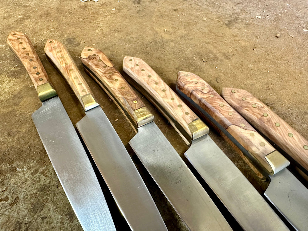
                  
                    six eating knives making up the dinner party feasting bundle #1
                  
                