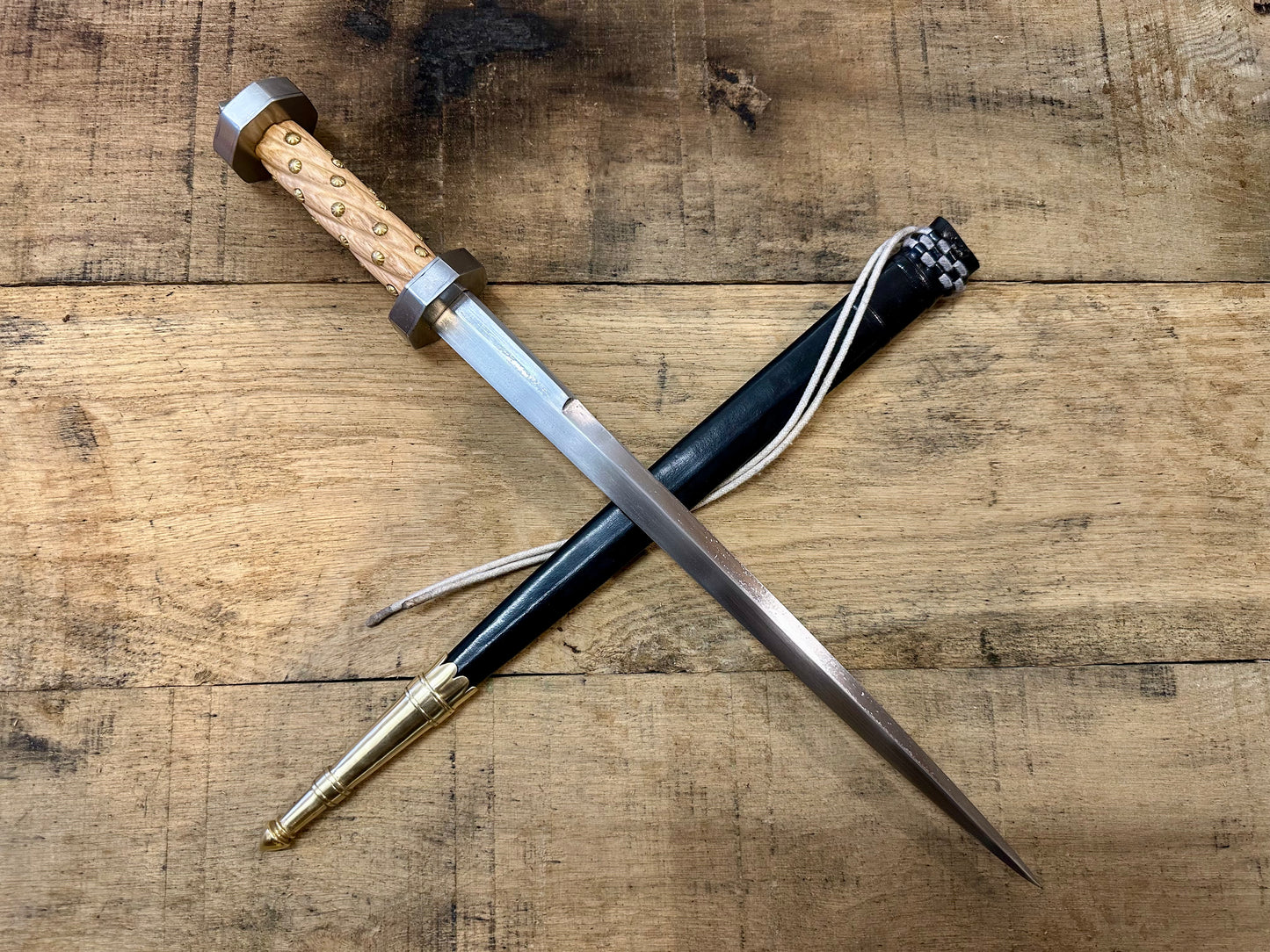 
                  
                    TC114 Armouries Rondel with a black scabbard
                  
                
