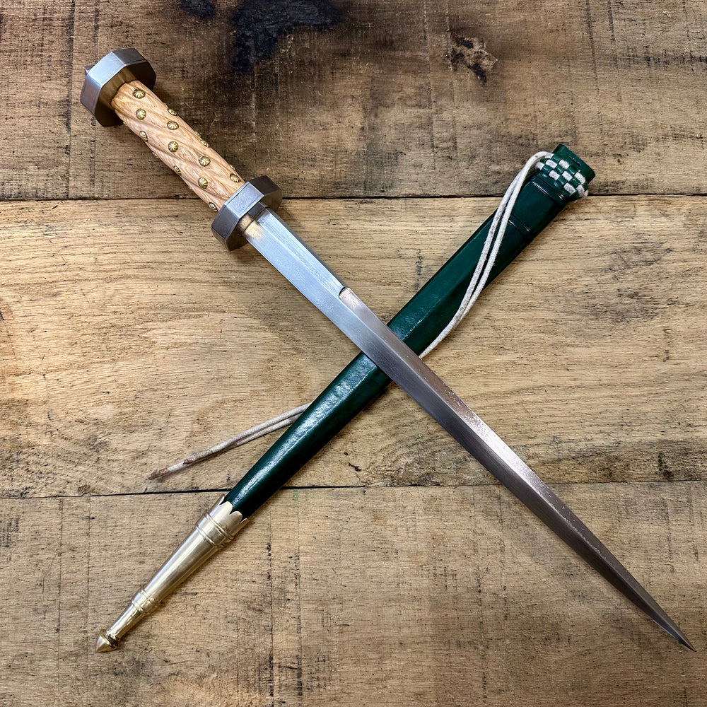 
                  
                    TC114 Armouries Rondel with a green scabbard
                  
                