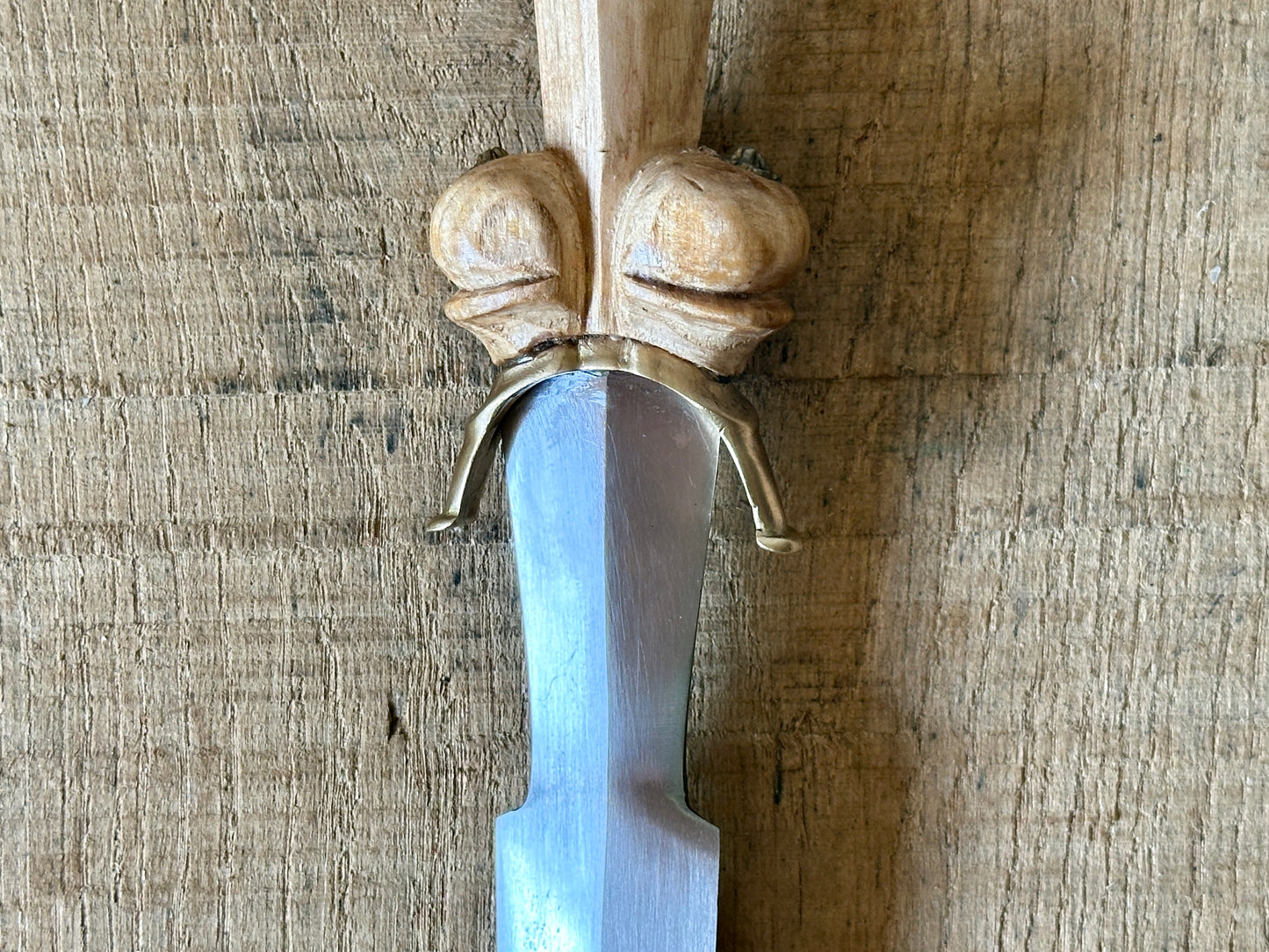 
                  
                    Simple Rothenburg Bollock Dagger. Close up of bollocks. 
                  
                