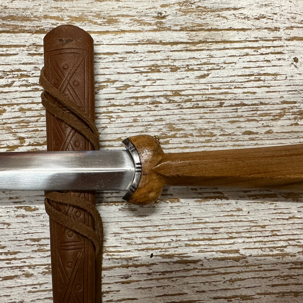 
                  
                    Dudgeon Dagger with brown scabbard
                  
                