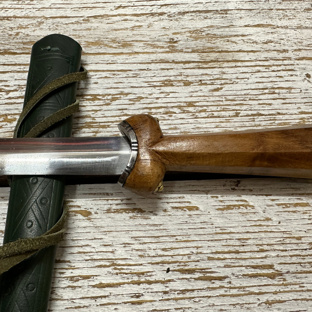 
                  
                    Dudgeon Dagger with green scabbard 
                  
                