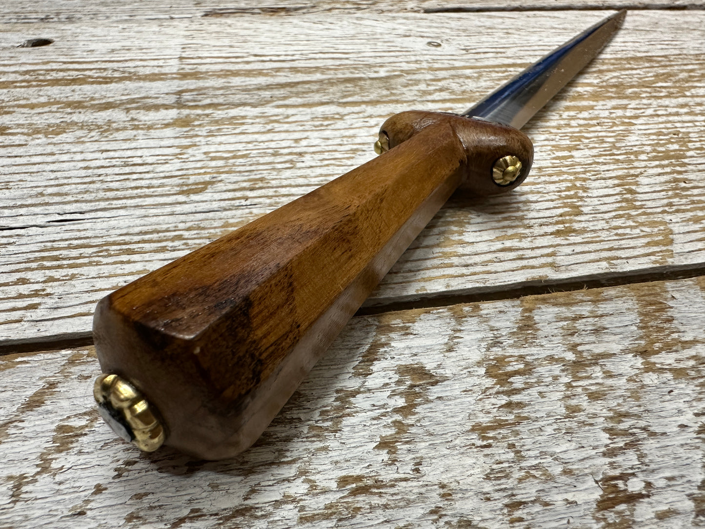 
                  
                    Dudgeon Dagger view from the top down
                  
                