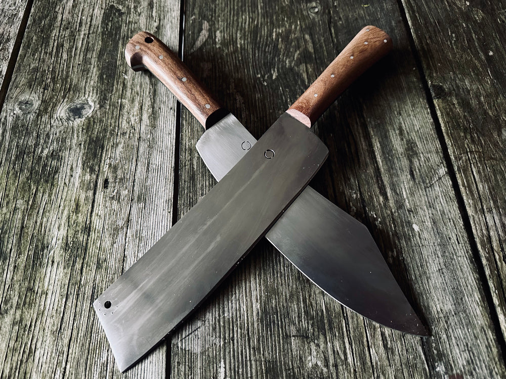 
                  
                    curved and straight edged cleaver
                  
                