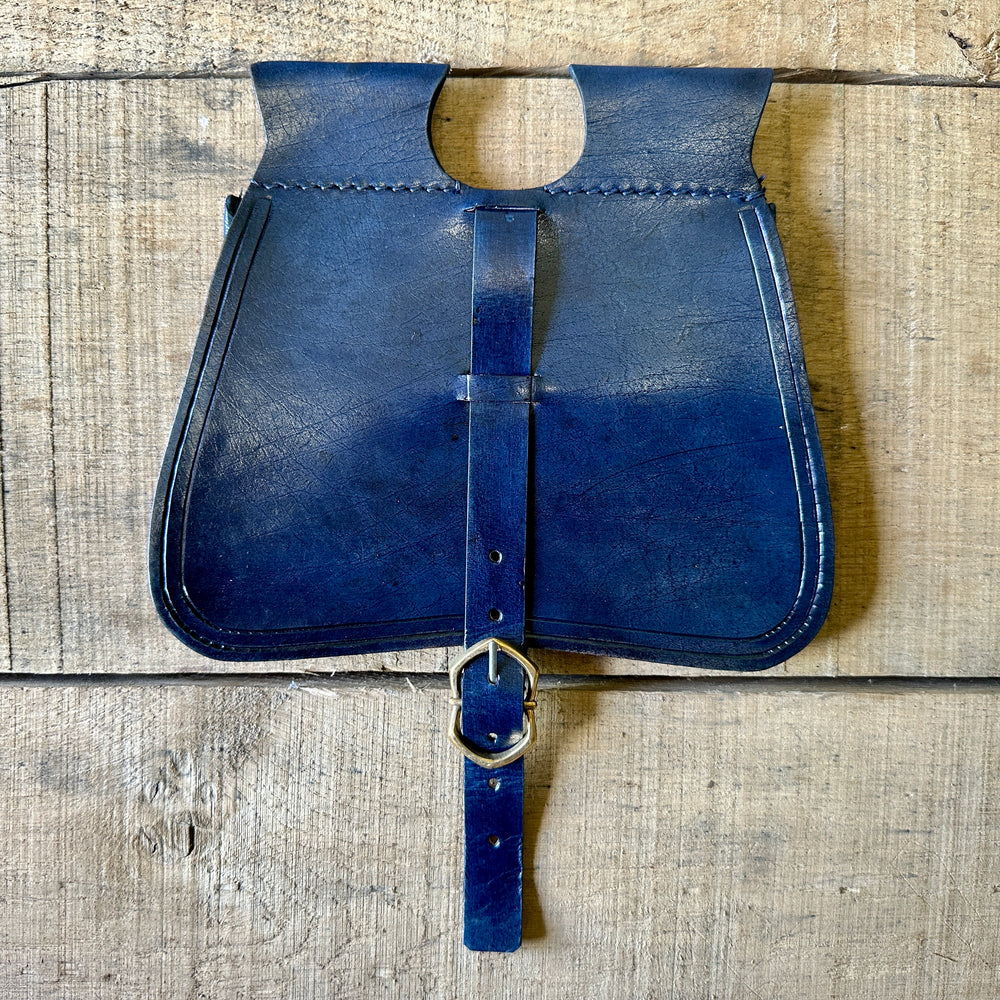 
                  
                    Simple Bollock Pouch 14th-16thC dark blue
                  
                