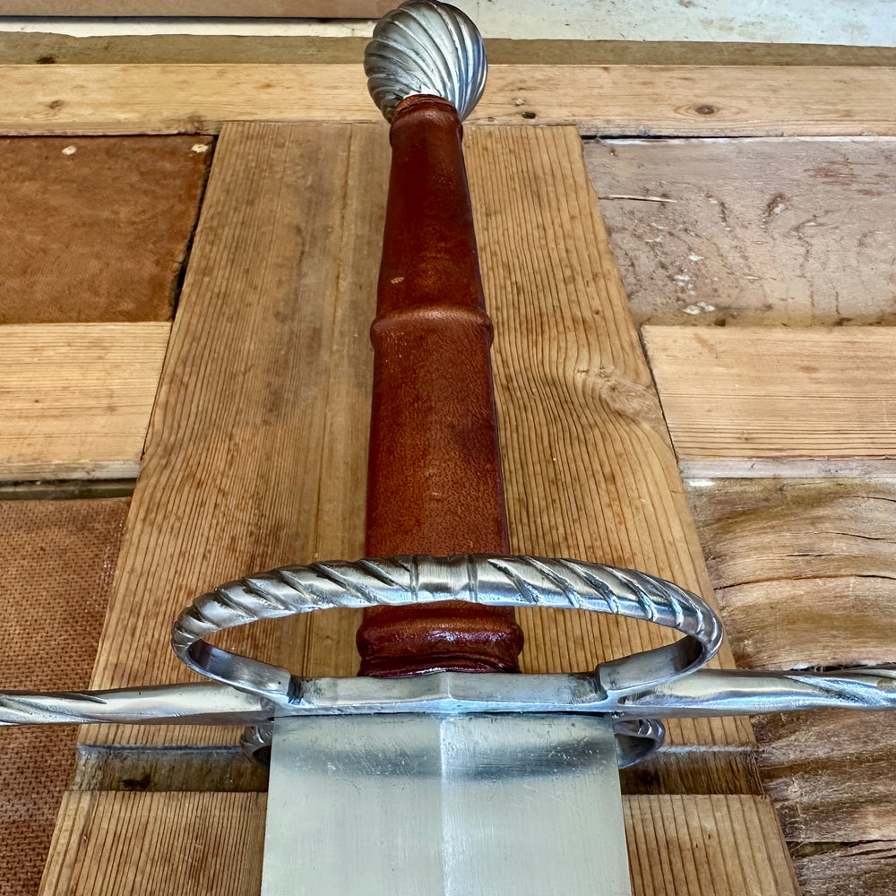 
                  
                    Close up of cross guard
                  
                