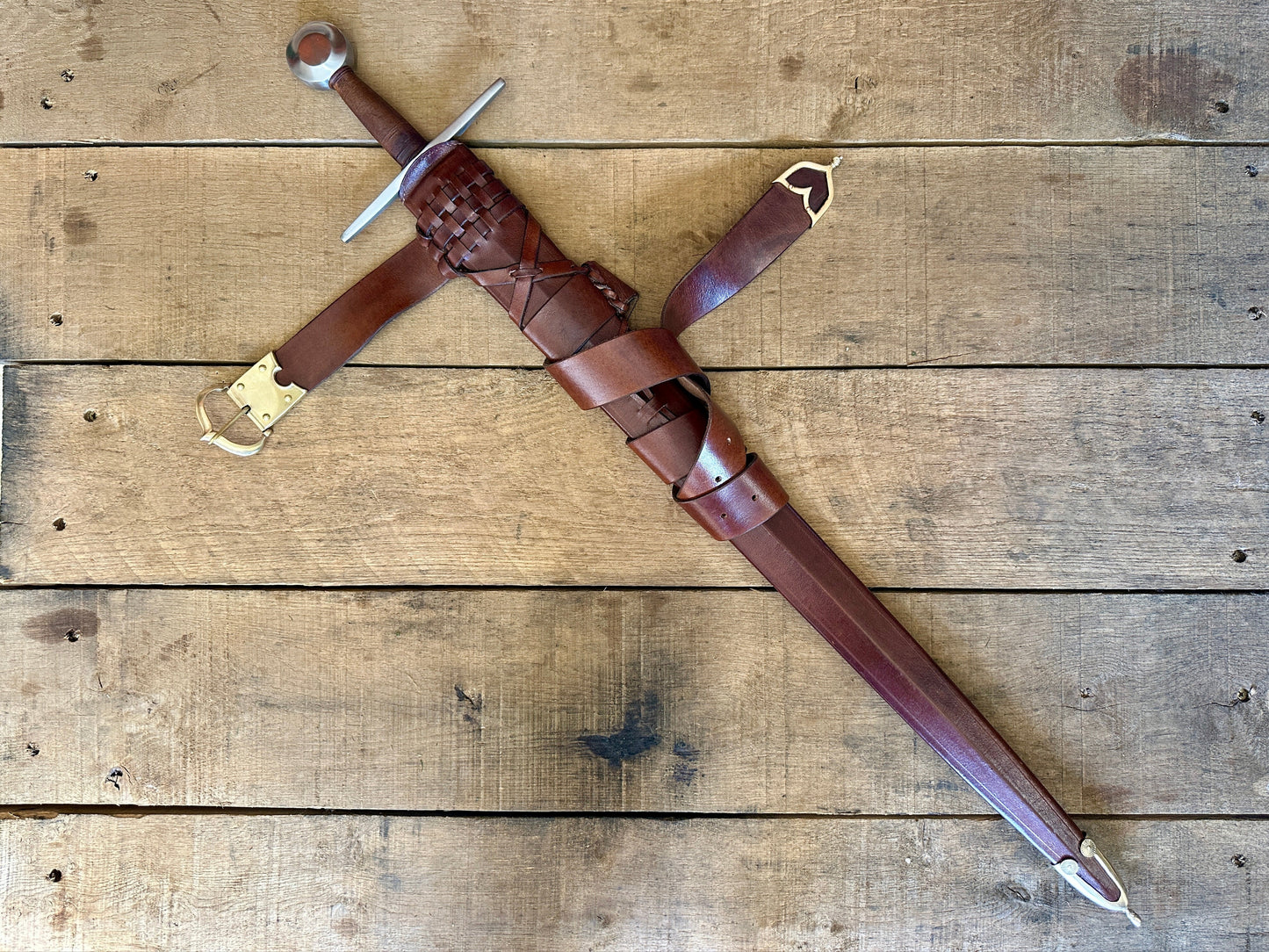 
                  
                    Type 13 Arming Sword in a brown scabbard
                  
                