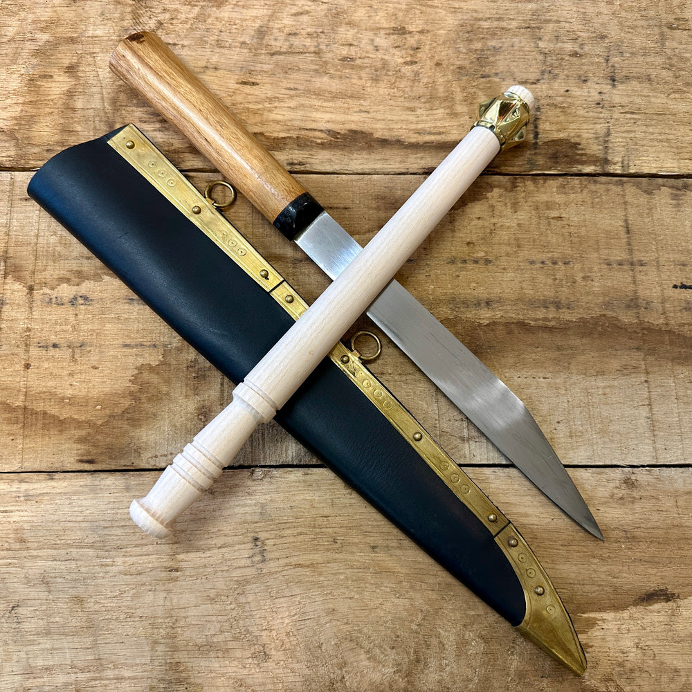 The new Viking Bundle with a Seax and mounted mace 