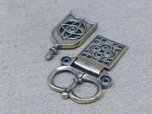 
                  
                    medieval sword belt buckle bronze cast ornate plate set
                  
                