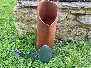 
                  
                    Tod Cutler Quiver and Bracer 
                  
                